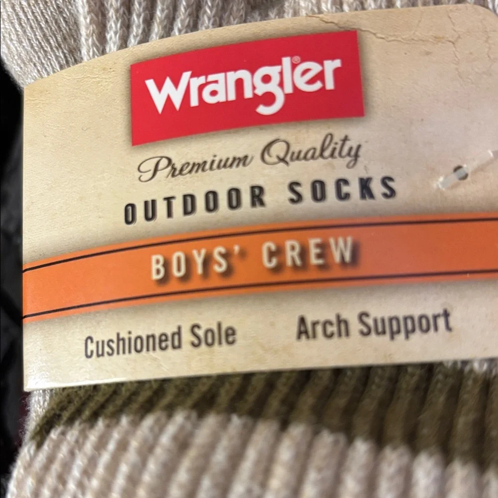 Wrangler Boys' Crew socks 2 pairs nip
